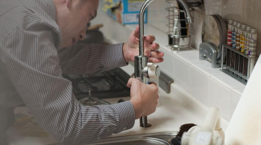Expert burst pipe repair services in Overbrook, KS